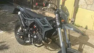 Betamotor RR 125 4T Motard T - X Special Edition (2025 - 26)  (6)
