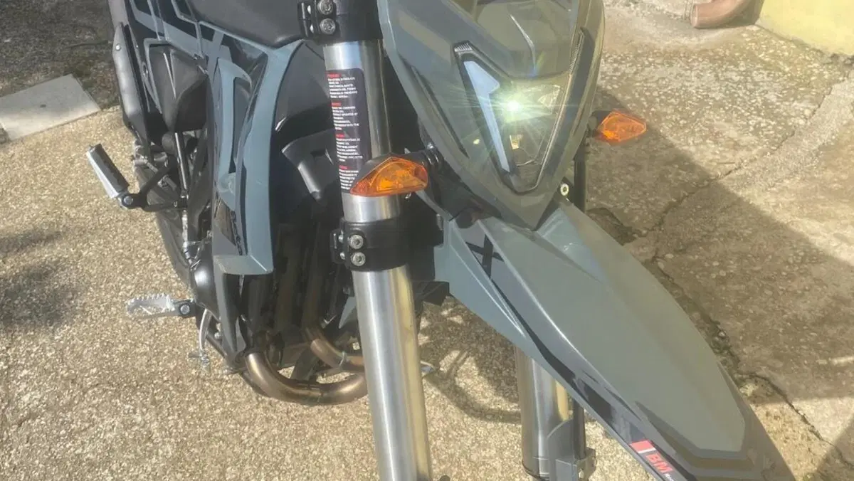 Betamotor RR 125 4T Motard T - X Special Edition (2025 - 26)  (7)