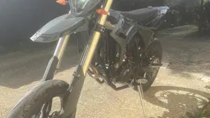 Betamotor RR 125 4T Motard T - X Special Edition (2025 - 26)  (8)