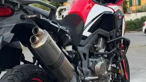 Honda Africa Twin CRF 1000L ABS Travel Edition (2016 - 17)  (2)