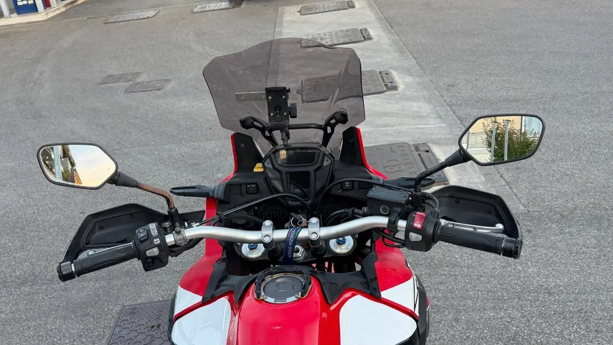 Honda Africa Twin CRF 1000L ABS Travel Edition (2016 - 17)  (4)