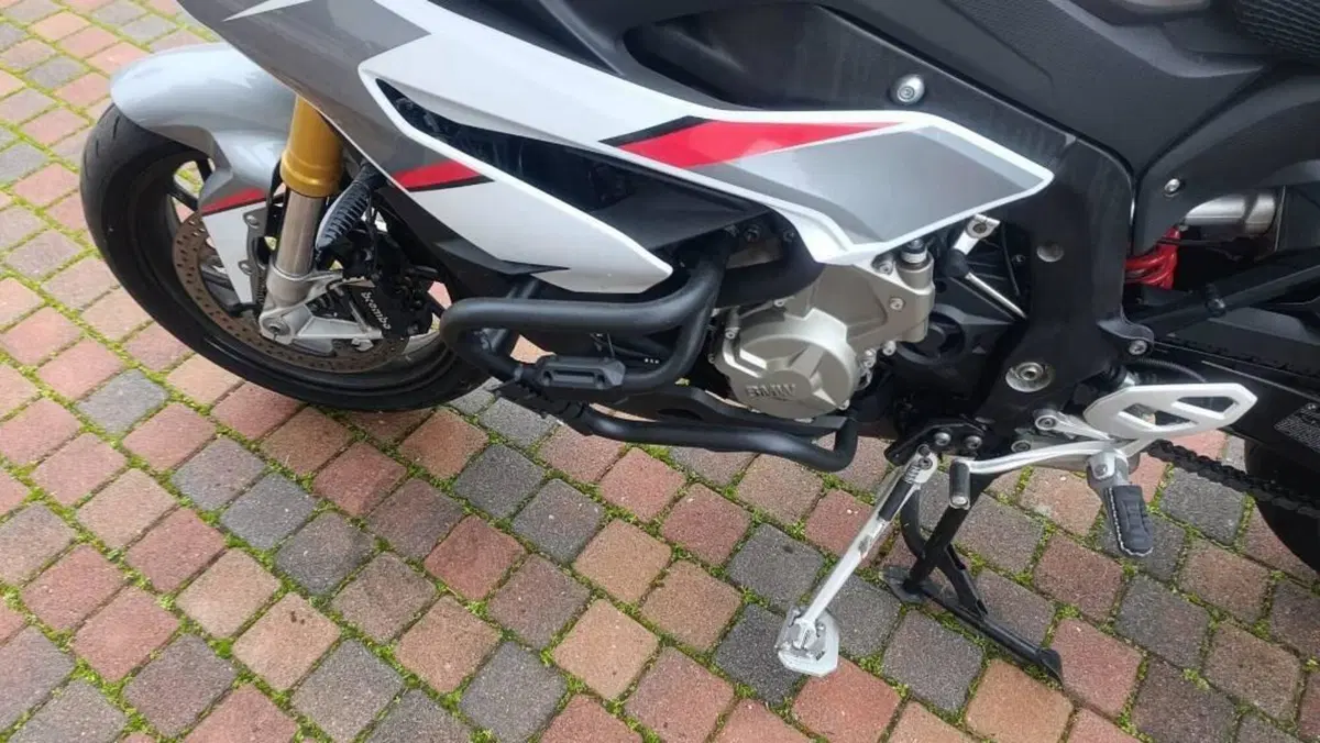 Bmw S 1000 XR (2015 - 16)  (9)