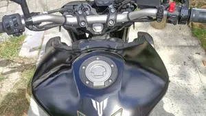 Yamaha MT-09 (2017 - 20)  (2)