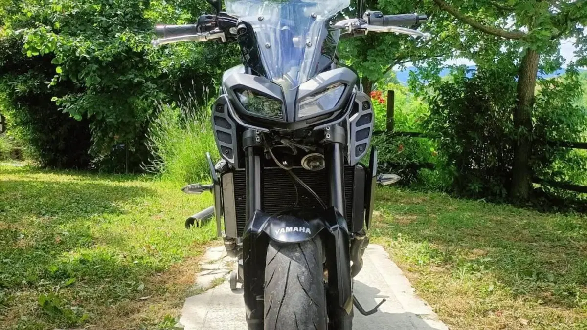 Yamaha MT-09 (2017 - 20)  (5)