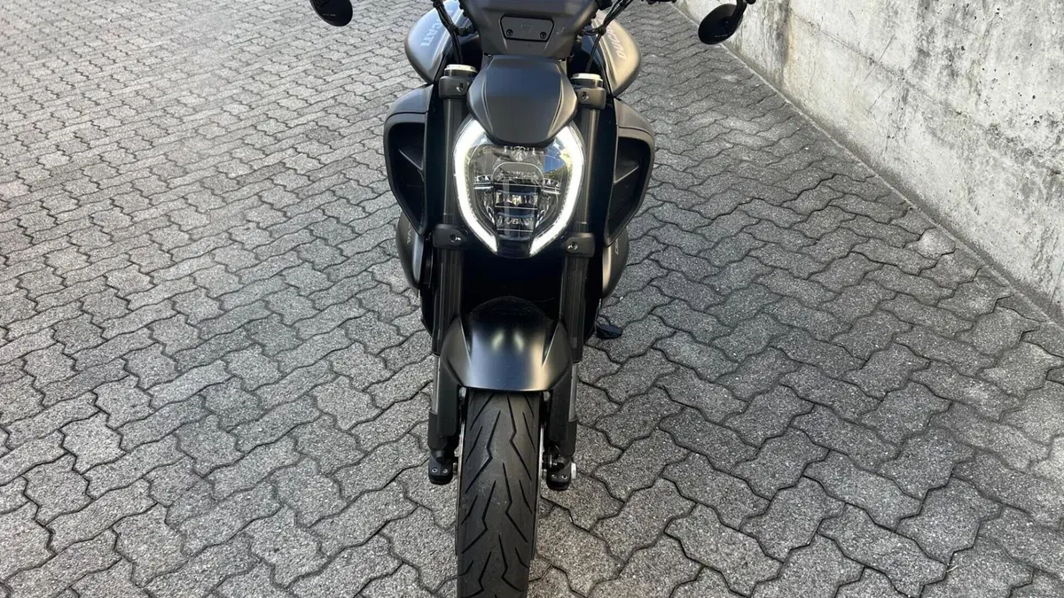 Ducati Diavel V4 (2023 - 26) 