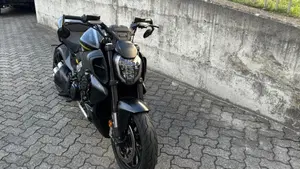 Ducati Diavel V4 (2023 - 26)  (7)