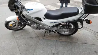 Honda NTV 650 (1988 - 01)