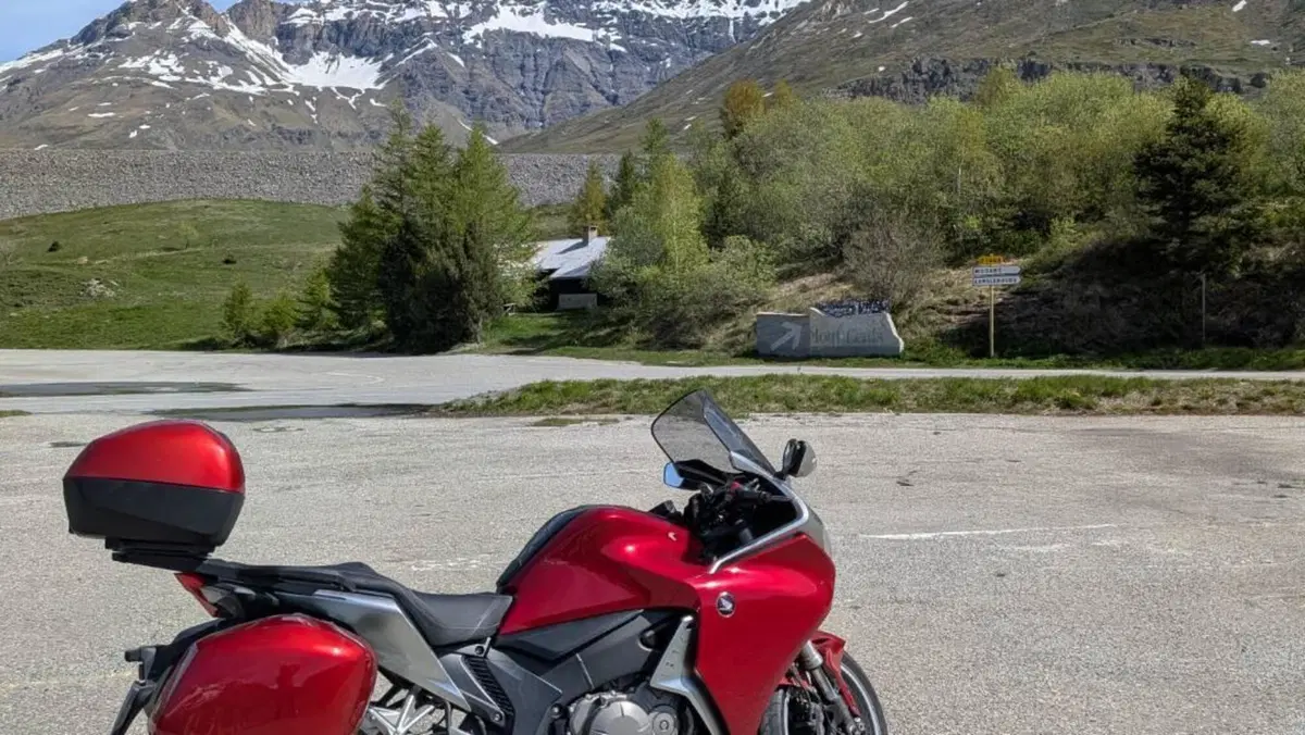 Honda VFR 1200 F ABS (2009 - 16)  (3)