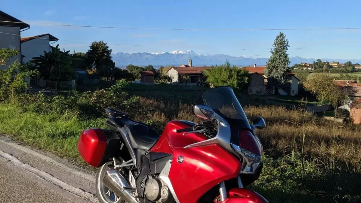 Honda VFR 1200 F ABS (2009 - 16)  (7)