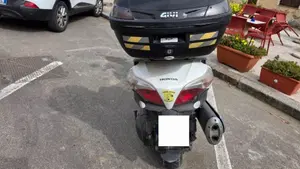 Honda SW-T 400 (2009 - 16)  (4)