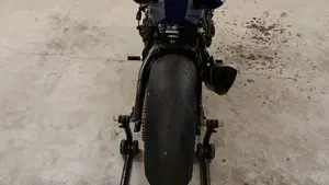 Yamaha YZF R1 (2020 - 25)  (3)