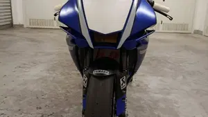 Yamaha YZF R1 (2020 - 25)  (4)