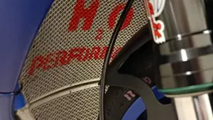 Yamaha YZF R1 (2020 - 25)  (9)