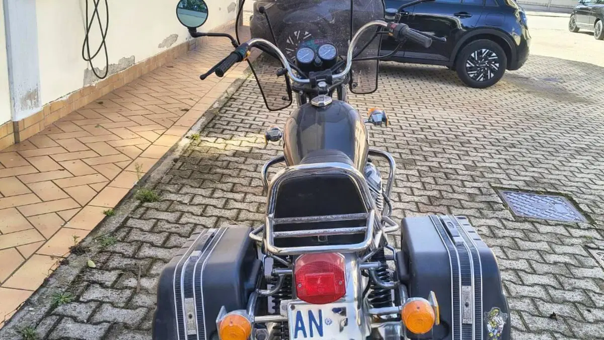 Moto Guzzi V 65 C (1985 - 88)  (2)