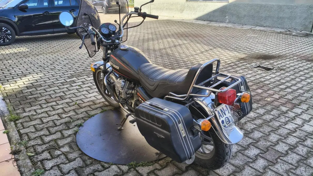 Moto Guzzi V 65 C (1985 - 88)  (3)