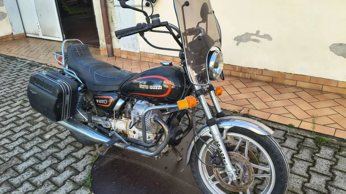 Moto Guzzi V 65 C (1985 - 88)  (8)