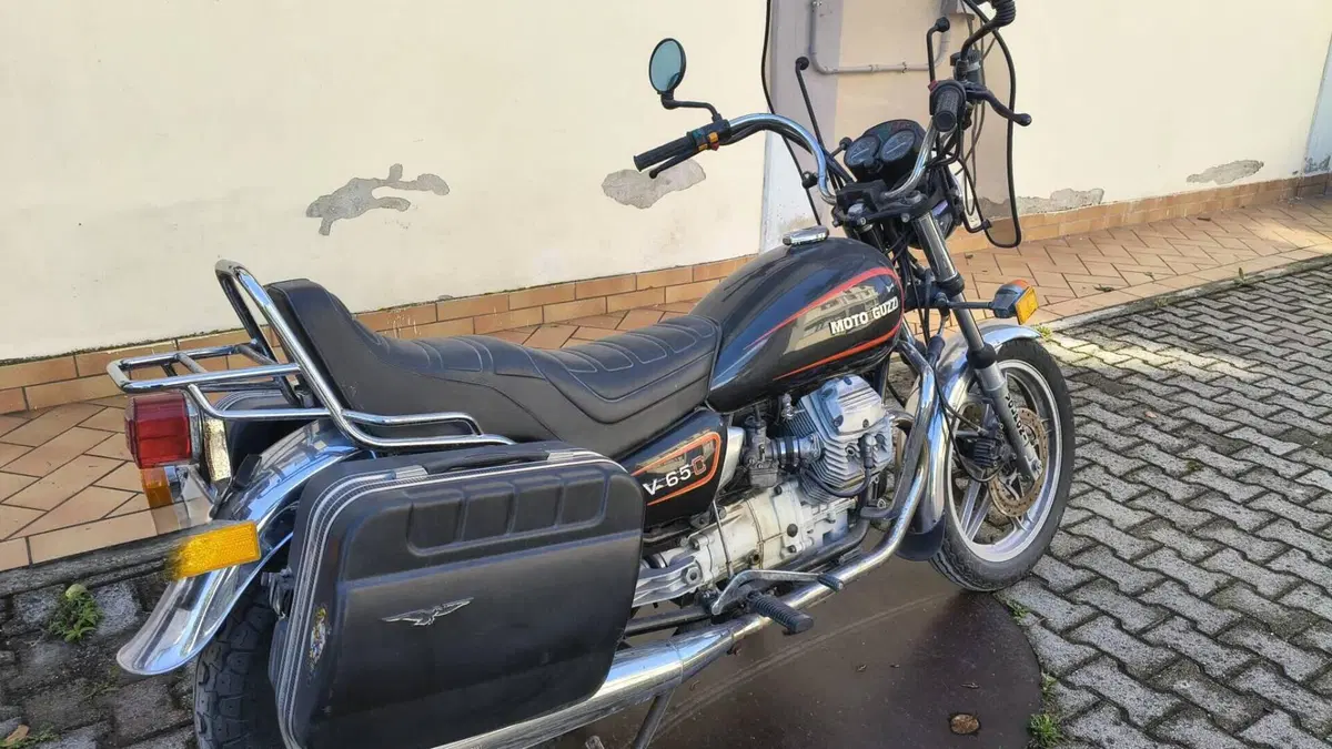 Moto Guzzi V 65 C (1985 - 88)  (9)
