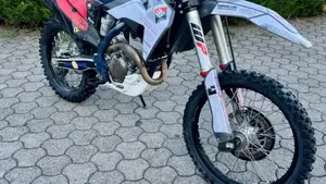 Husqvarna FE 250 (2022) 