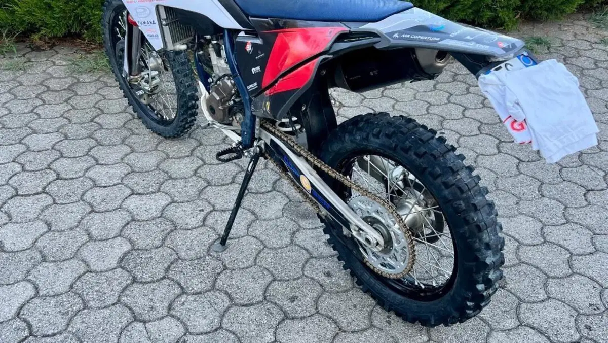 Husqvarna FE 250 (2022)  (3)