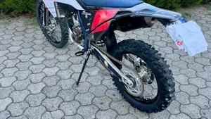 Husqvarna FE 250 (2022)  (3)