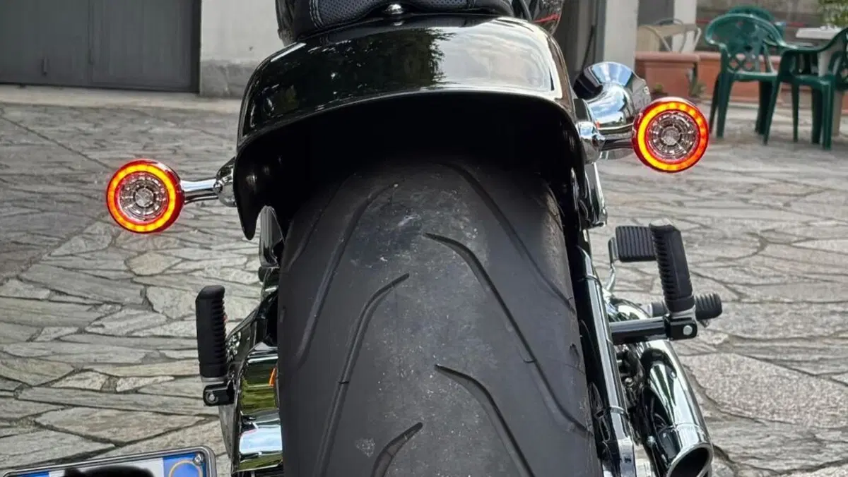 Harley-Davidson Breakout 117 (2023 - 24)  (8)