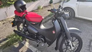 Honda Super Cub C125 (2022 - 26)  (2)