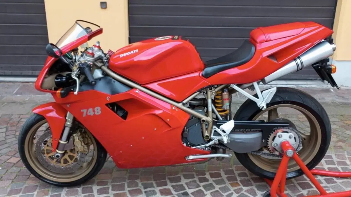 Ducati   (2)