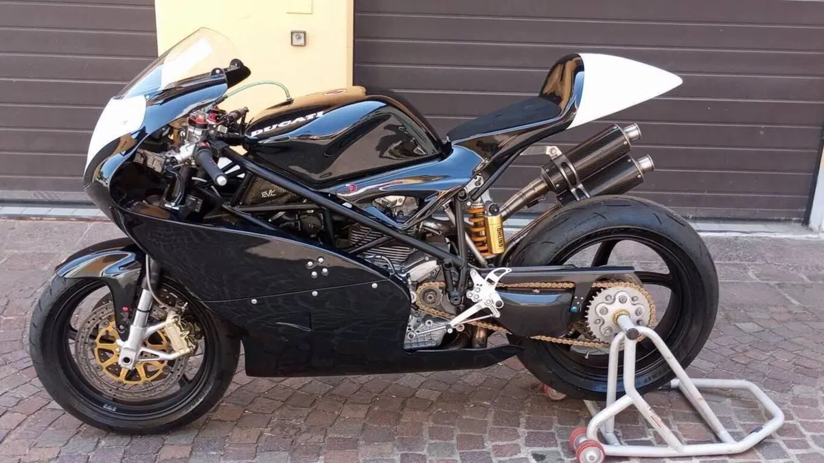 Ducati   (2)