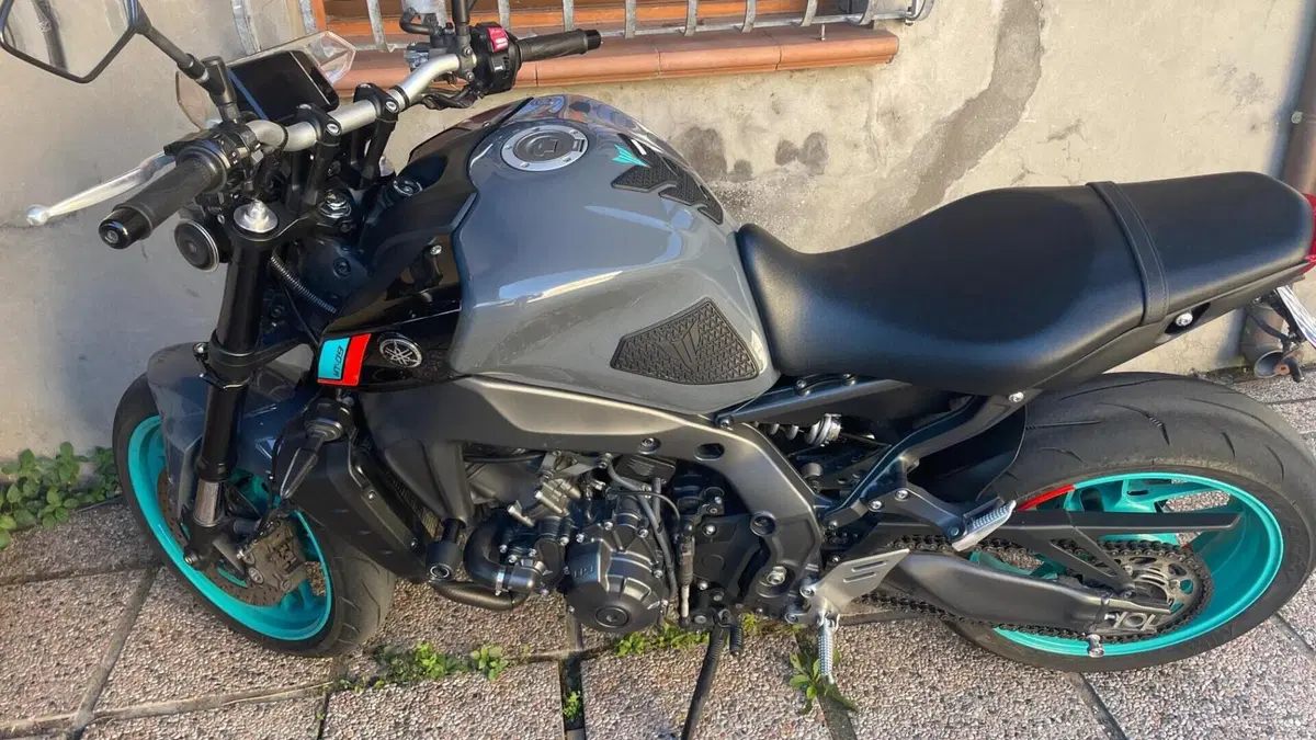 Yamaha MT-09 (2021 - 23) 