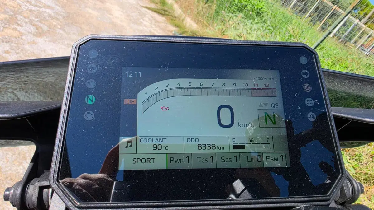 Yamaha MT-09 SP (2024 - 26)  (2)
