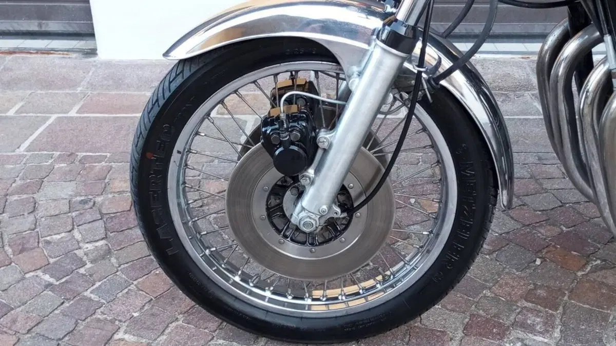Kawasaki   (7)