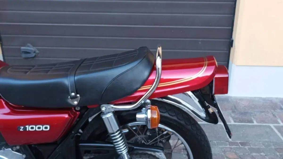 Kawasaki   (15)