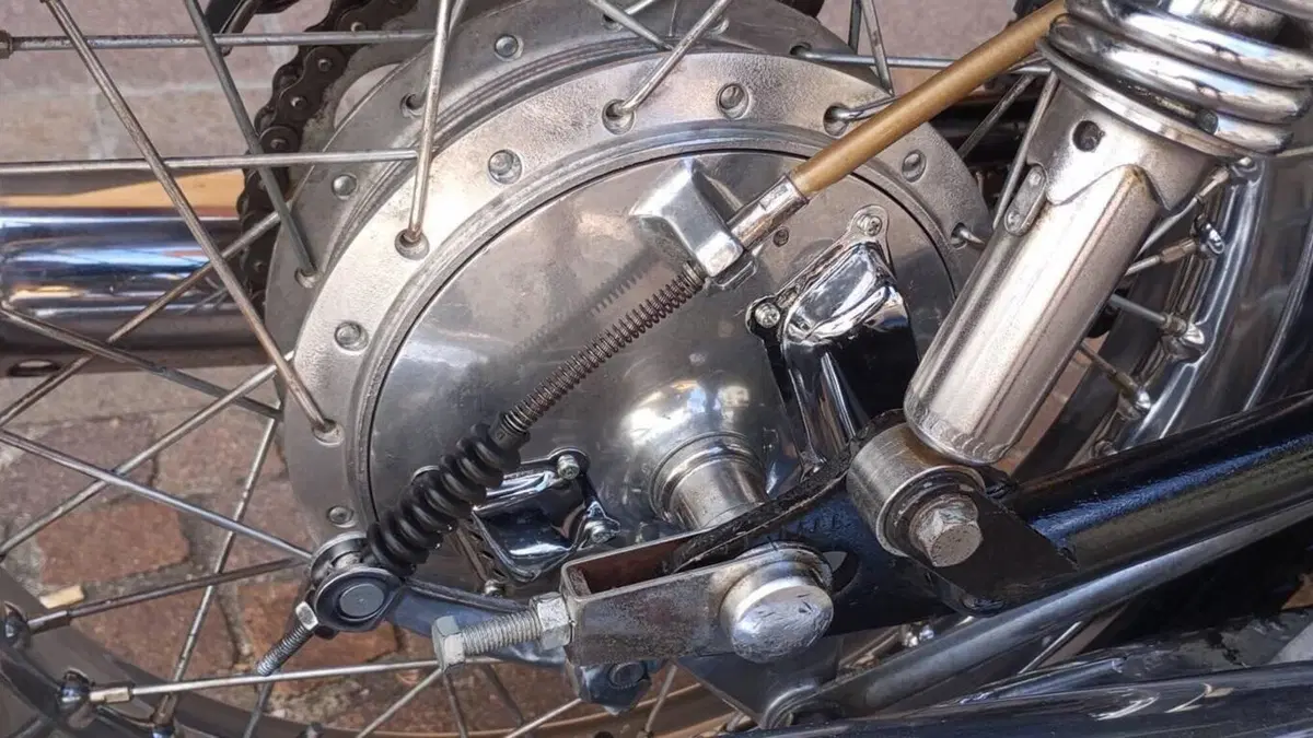 Kawasaki   (10)