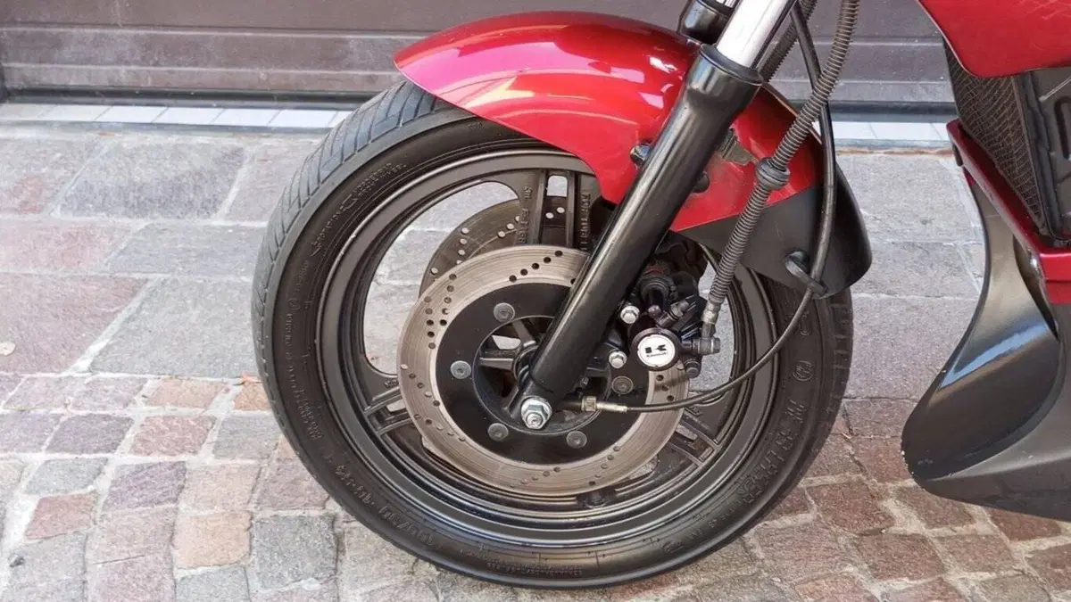 Kawasaki   (10)