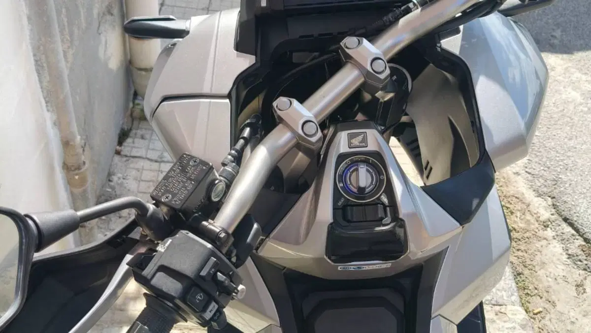 Honda ADV 350 (2022 - 24)  (3)