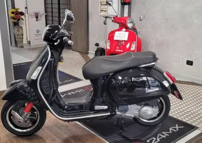 Vespa GTS 300 Super (2017 - 18) - Annuncio 10119145