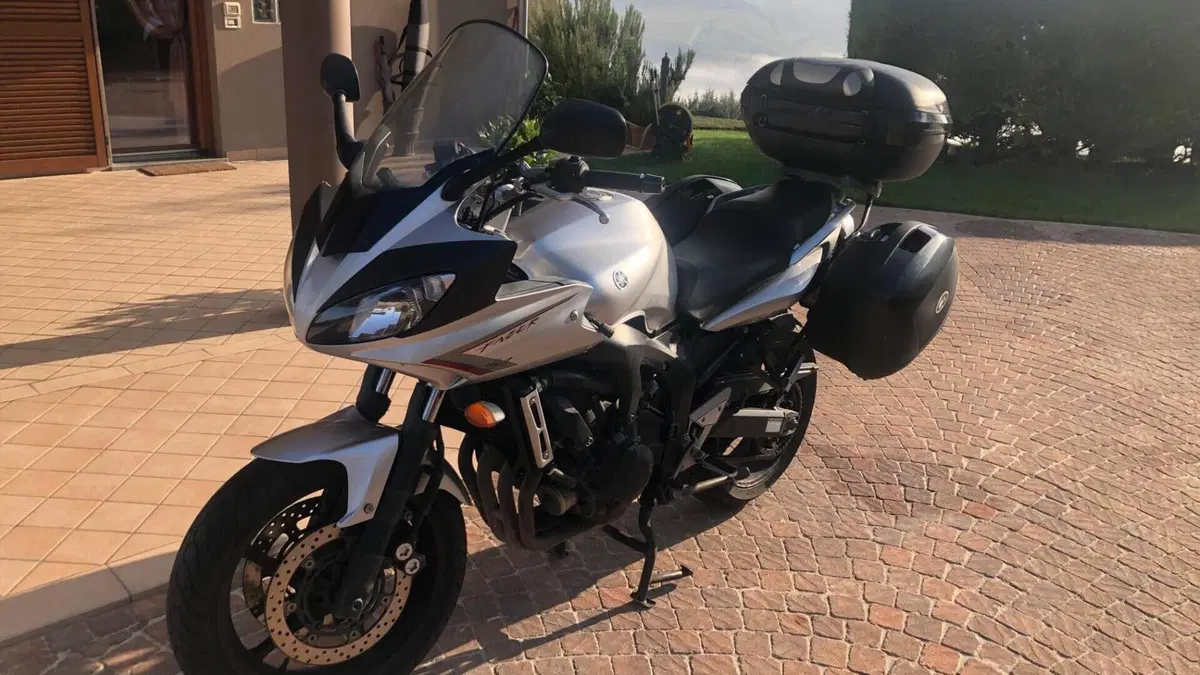 Yamaha FZ6 Fazer S2 (2006 - 11) 