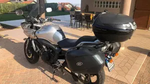 Yamaha FZ6 Fazer S2 (2006 - 11)  (2)