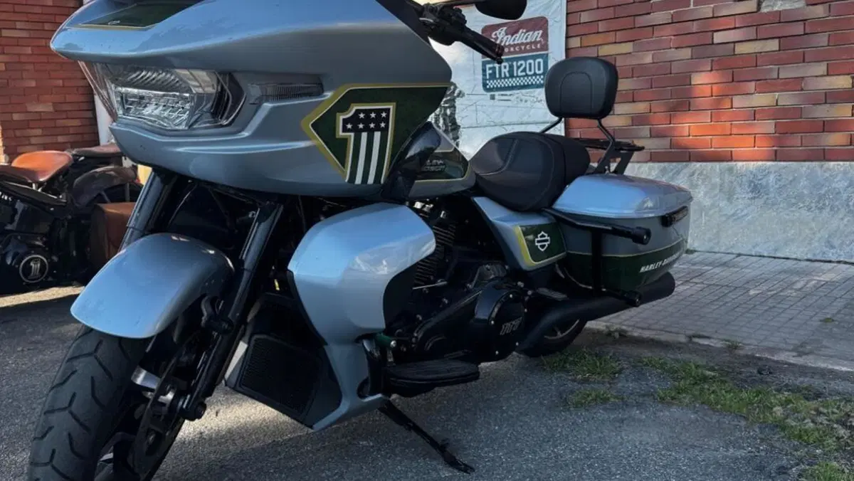 Harley-Davidson Road Glide (2024 - 26) 