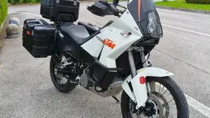 KTM 990 Adventure ABS (2012 - 14)  (2)
