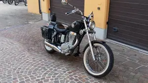 Suzuki   (18)