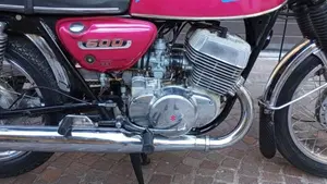 Suzuki   (3)