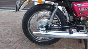 Suzuki   (15)
