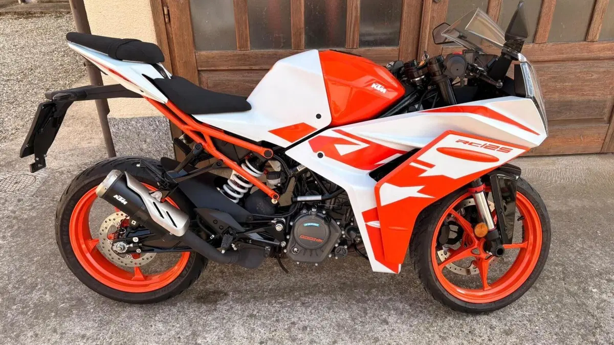 KTM RC 125 (2022 - 26)  (3)