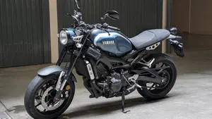 Yamaha XSR 900 ABS (2016 - 20)  (4)