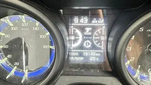 Yamaha T-Max 560 Tech Max (2020)  (5)