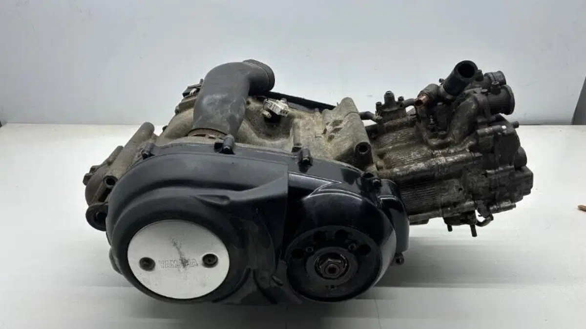 Yamaha T-Max 500 (2001 - 03)  (4)