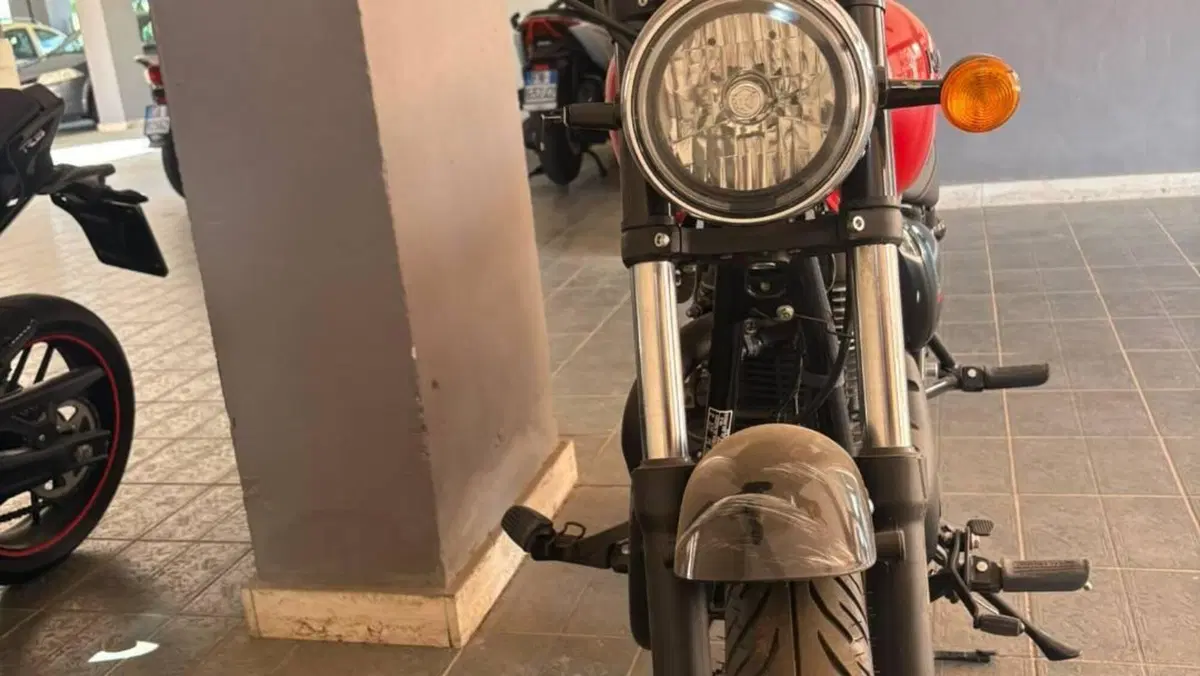 Royal Enfield Meteor 350 Aurora (2024 - 26)  (8)