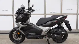 Voge Sfida SR2 ADV (2026)  (3)