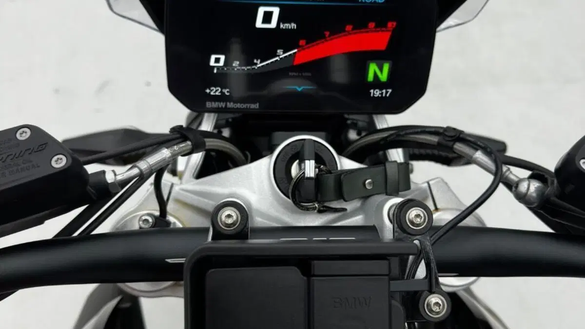 Bmw R 1250 R (2021 - 25)  (3)